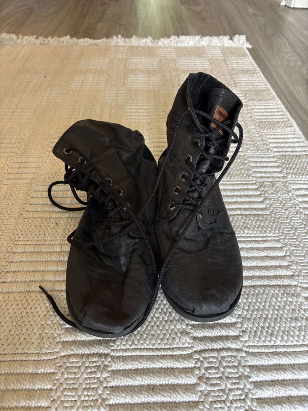 Toms Men's Black Lace-Up Canvas Boots